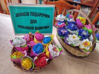 Делаем подарочки для любимой мамочки