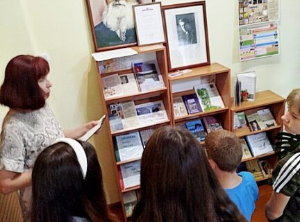 “Жыццё маё – ці васілёк, ці ружа…”