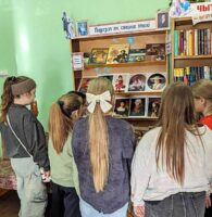 Свет вачыма мастака