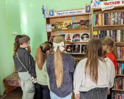 Свет вачыма мастака