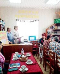 Поэтический вечер-дивертисмент «Родительский дом – надежный причал»