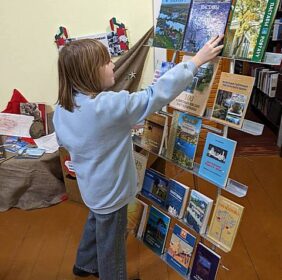 Паставы, занатаваныя ў стагоддзях