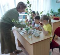 Познавательно-творческий час “Пасха – светлый праздник”